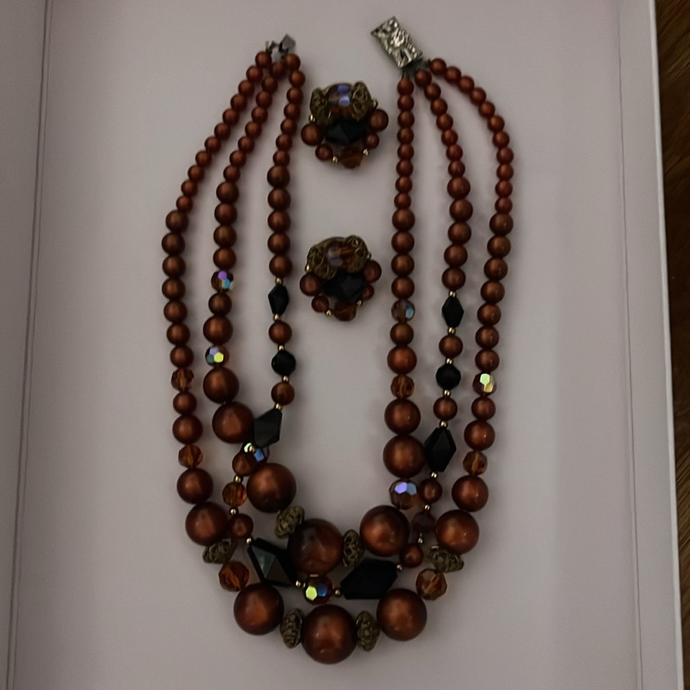 Vintage necklace & clip on-earring set amber tone 1960?